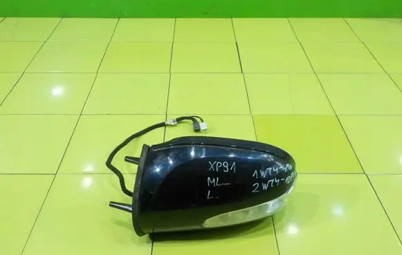 Mercedes-Benz ML W164 Front door electric wing mirror LEWE XP91