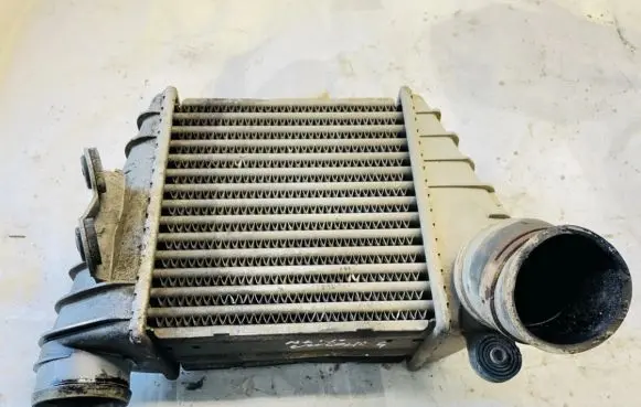 Volkswagen Golf IV Intercooler radiator 1j0145805d 862319r