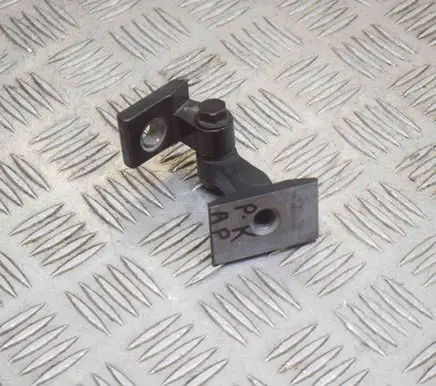 BMW 2 F22 F23 Front door upper hinge 7246067