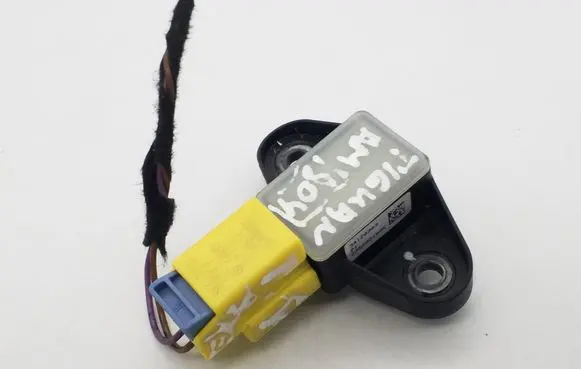 Volkswagen Tiguan Airbag deployment crash/impact sensor 5N0959354C