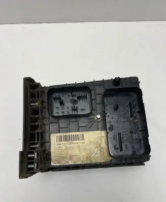 Volkswagen Touran I Fuse box set 1K0937804B L1T000034 1K0937822