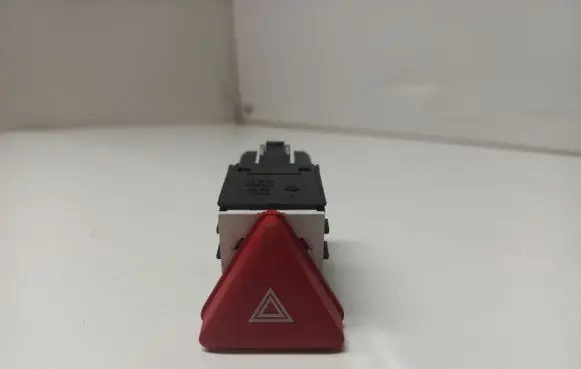 Volkswagen Golf V Hazard light switch 1K0953509A