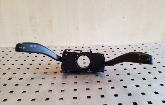 Volkswagen Polo IV 9N3 Wiper turn signal indicator stalk/switch 6Q0953503CE