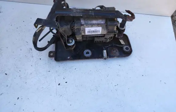 Volvo XC90 Air suspension compressor/pump 15150000713