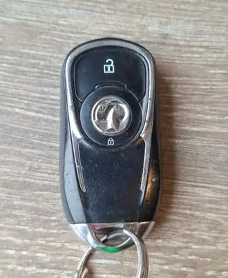 Opel Insignia B Ignition key/card