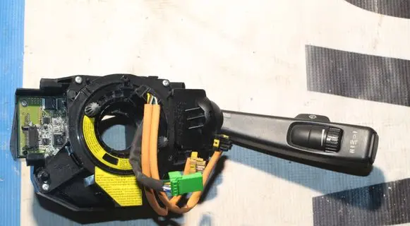 Volvo C70 Indicator stalk P31264568