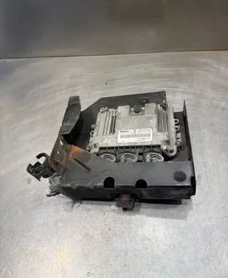 Renault Trafic II (X83) Engine control unit/module 0281011529 8200546983