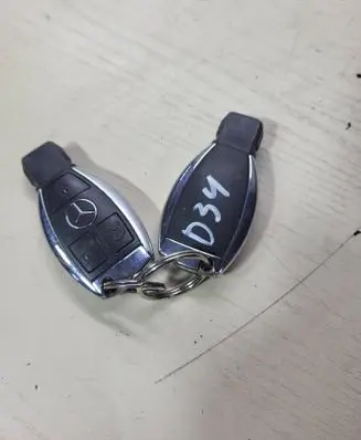 Mercedes-Benz E C207 W207 Ignition key/card 