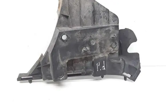 Volvo V70 Front bumper mounting bracket 31265345