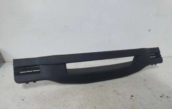 BMW X5 E53 Spare wheel mounting bracket 7002356