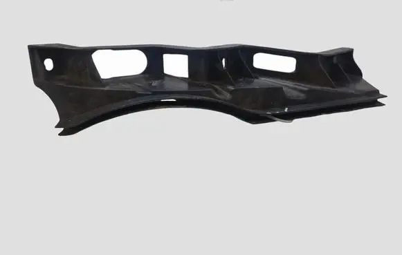 Volkswagen PASSAT B6 Front bumper mounting bracket 3C0807889