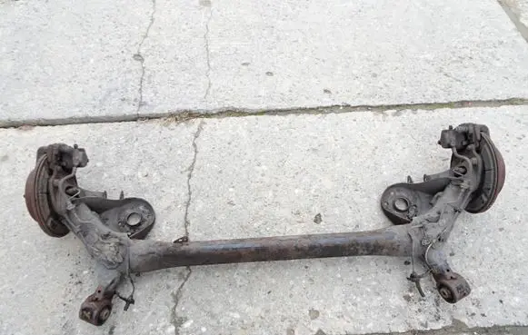 Toyota Verso Rear beam efasvdc