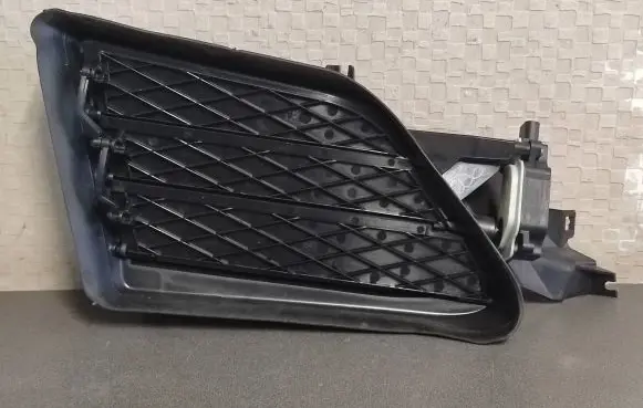 Tesla Model S Front bumper lower grill 105785100I 105785200F