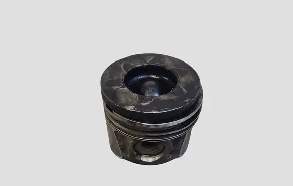 Volvo V50 Piston