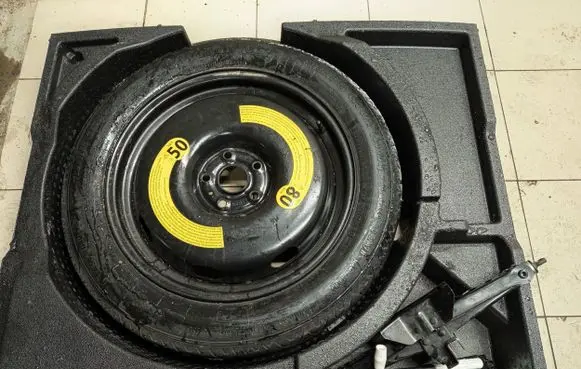 Audi Q3 8U R18 spare wheel 8U0012109E 3AA010815B 5N0011031B