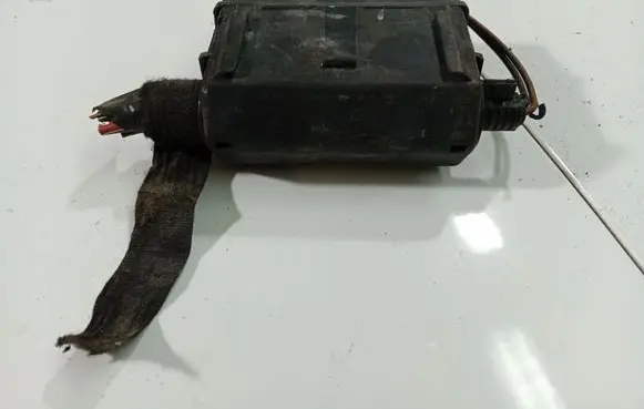 Opel Meriva A Fuse box set 24437030