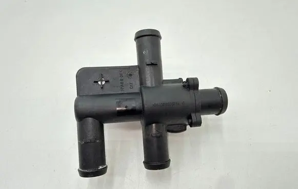 Mercedes-Benz S W221 Coolant heater control valve A2308300084