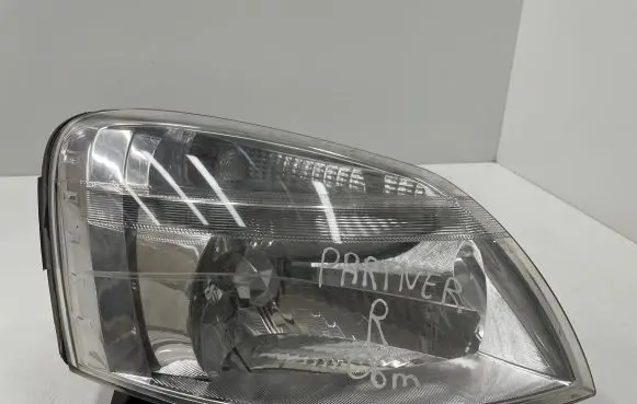 Peugeot Partner Headlight/headlamp 9644151080 HCR9859 SB3LX13W029BA