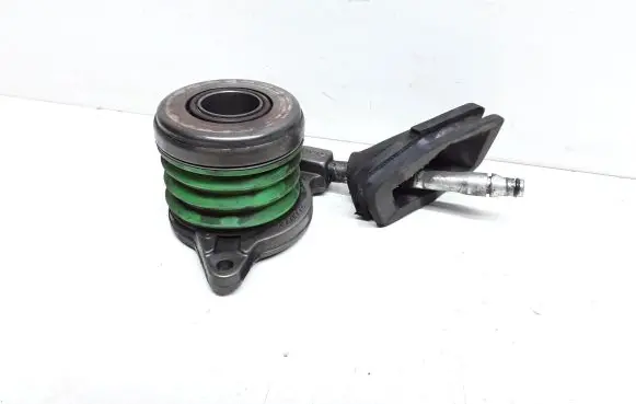 Volvo V70 clutch release bearing 8667661 09181326