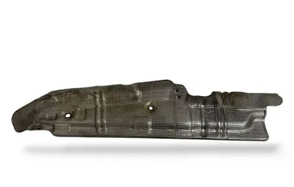 BMW 5 F10 F11 Heat shield in engine bay 8511809