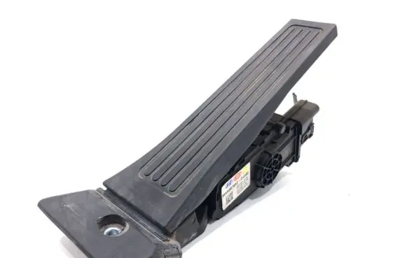 KIA Optima Accelerator throttle pedal