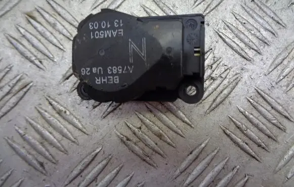 Peugeot 307 A/C air flow flap actuator/motor EAM501