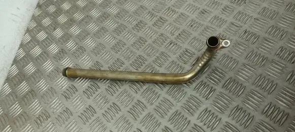 Coolant pipe/hose