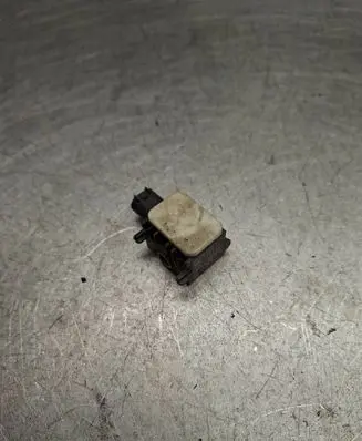 Mercedes-Benz E W211 Airbag deployment crash/impact sensor 0038202826 402393 140206