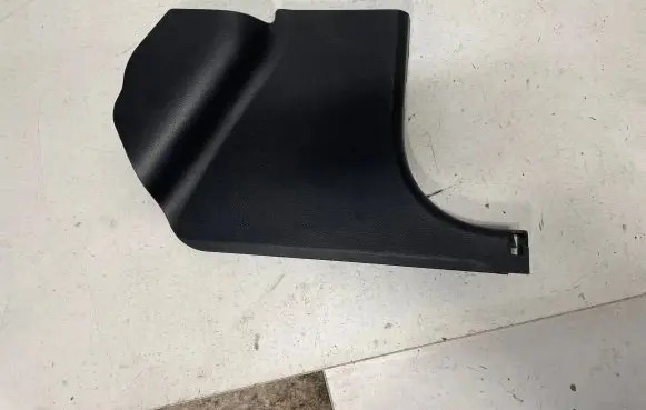 Mercedes-Benz C W204 Foot area side trim A2046881506