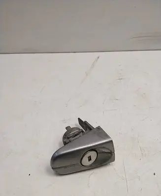 Ford Focus C-MAX Front door lock (next to the handle) 3M5AR21990A 058BA