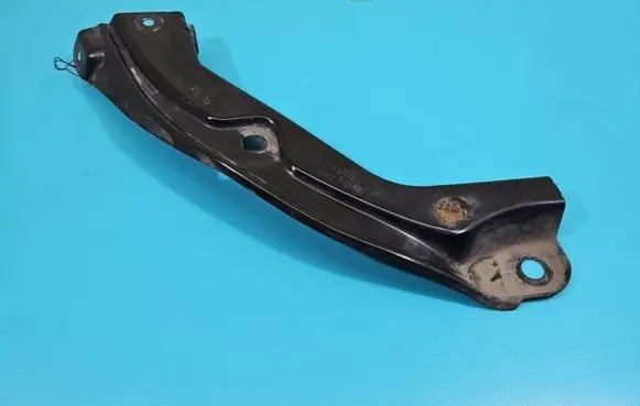 Skoda Fabia Mk3 (NJ) Headlight/headlamp mounting bracket 6V0805931 IMPRK1437165