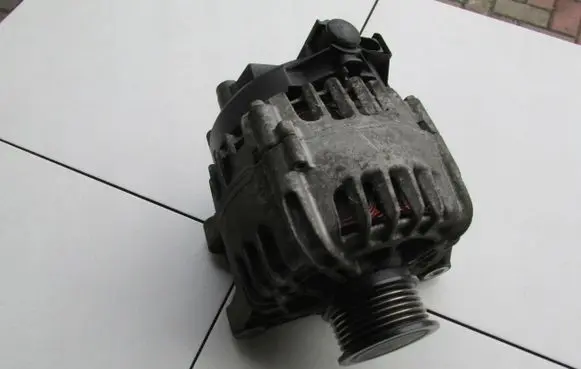Ford Grand C-MAX Generator/alternator AV6N10300MB