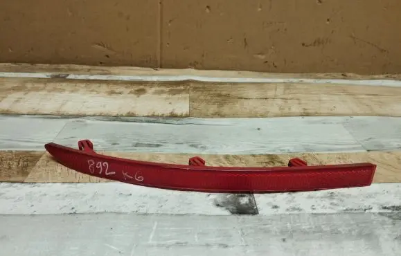 Rear tail light reflector