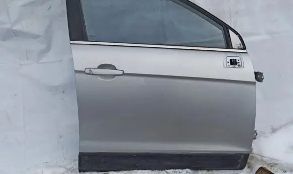 Chevrolet Captiva Front door Pilka