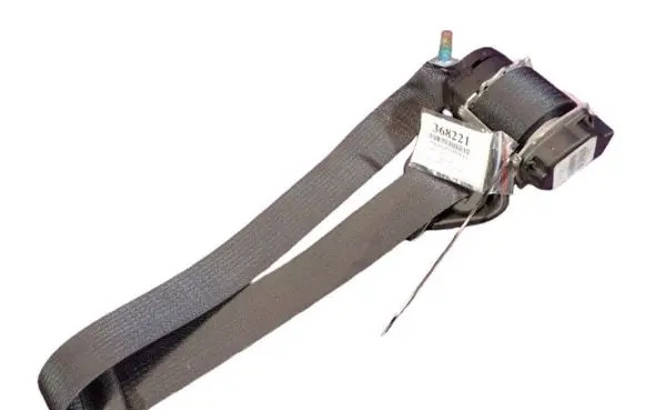 Fiat Freemont Front seatbelt