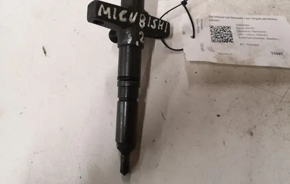 Mitsubishi Pajero Fuel injector 484410 282484410