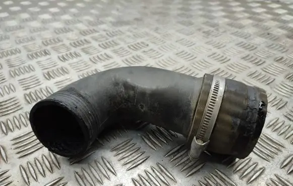 Volvo XC60 Intercooler hose/pipe 30751920