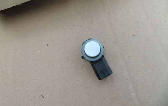 Peugeot 208 Parking PDC sensor N308-878-74-30