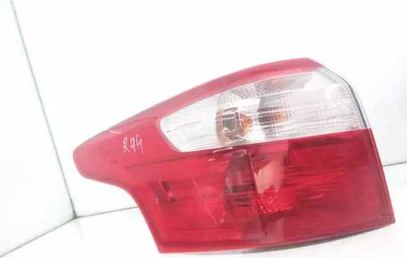 Ford Focus Rear/tail lights BM5113405HE