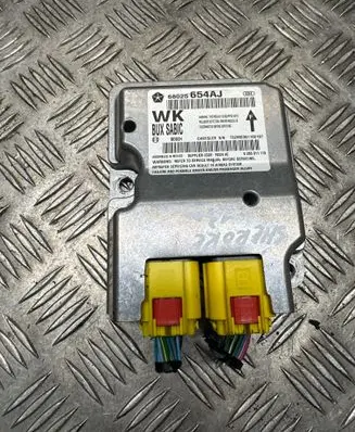Jeep Grand Cherokee Airbag control unit/module 68025654AJ T52MD351102197 0285011115
