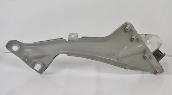 Audi A6 S6 C7 4G Fender mounting bracket 4G0805865