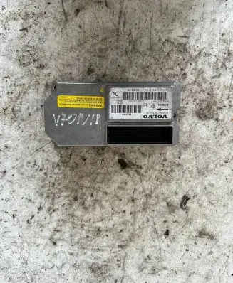 Volvo V70 Airbag control unit/module 8622368