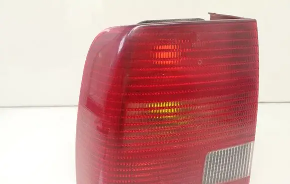 Volkswagen PASSAT B5 Rear/tail lights 3B5945095F