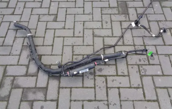 Jeep Wrangler Fuel tank filler neck pipe 