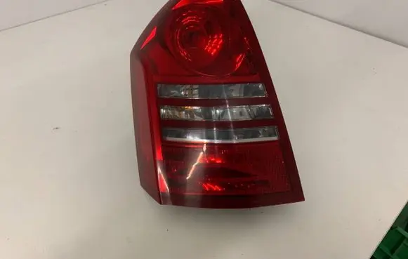 Chrysler 300 - 300C Rear/tail lights