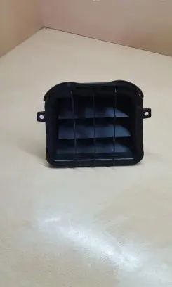Porsche Macan (95B) Quarter panel pressure vent 8K0819161