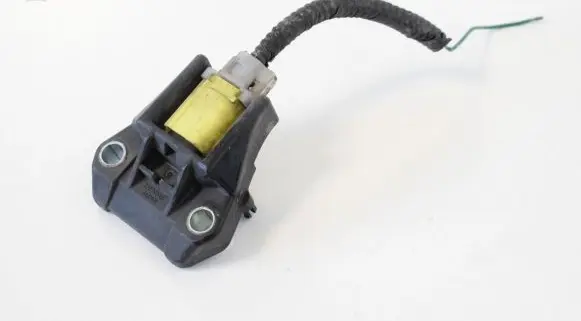 Lexus RX 450H Airbag deployment crash/impact sensor
