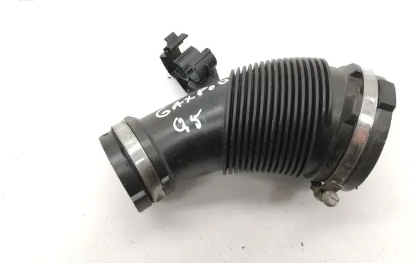 Audi Q7 4L Air intake duct part 04L129661