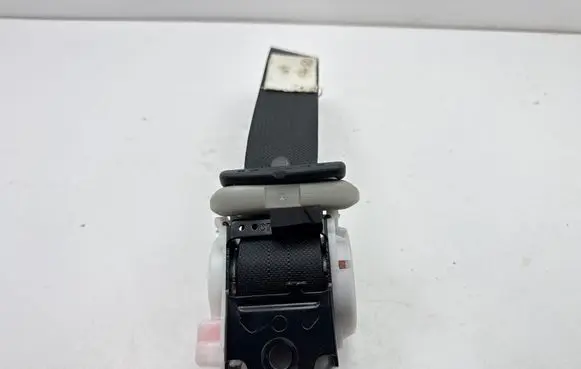 Toyota Prius+ (ZVW40) Third row seat belt C71532