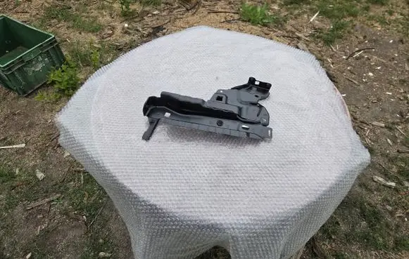 Ford Transit - Tourneo Connect Fender mounting bracket 1829000